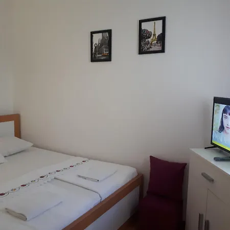 Miran Hostel