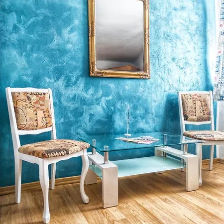 Miran אכסניה מוסטר