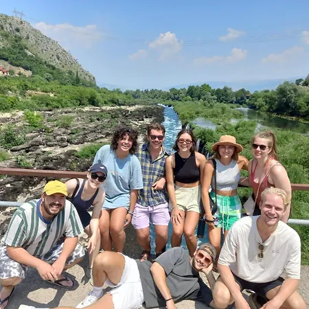 Miran אכסניה *