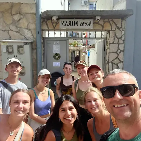 ミラン * モスタル