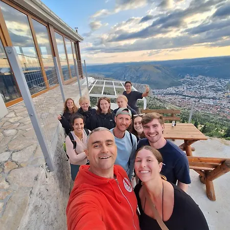 Miran אכסניה מוסטר