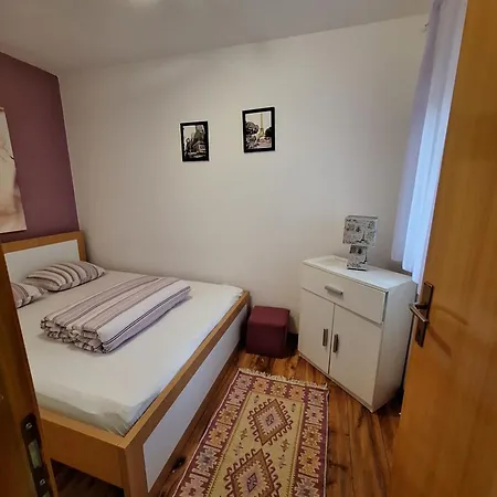 ミラン ホステル モスタル